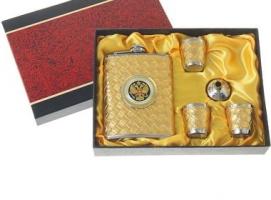 Подарочный набор 5в1 Герб в золоте: фляжка 240 мл, воронка, 3 рюмки