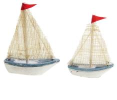 Яхта сувенирная малая - борта белые с голубой полосой, белые паруса, красный флаг