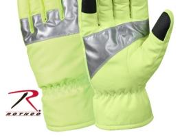 Зеленые защитные перчатки 
