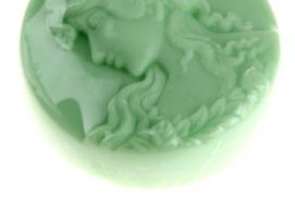 Набор подарочный Камея: мыльные лепестки, мыло сувенирное 60 гр, аромат алое