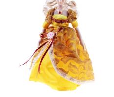 Кукла коллекционная Лаура в кружевном золотистом платье