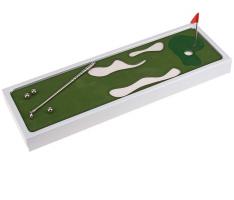 Игра Гольф настольный, в комплекте: лужайка с препятствиями, флажок, клюшка, 4 мячика