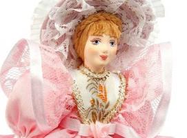 Сувенирная кукла Дачница в нарядном летнем платье 19 в. Европа