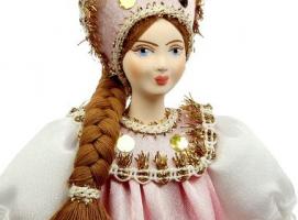 Сувенирная кукла Девушка в летней одежде 19 в. Россия