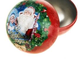 Подарочная банка жестяная-шар Дед Мороз со Снегурочкой