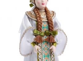 Сувенирная кукла Царица в праздничном летнем наряде. Россия, 15-18 вв.